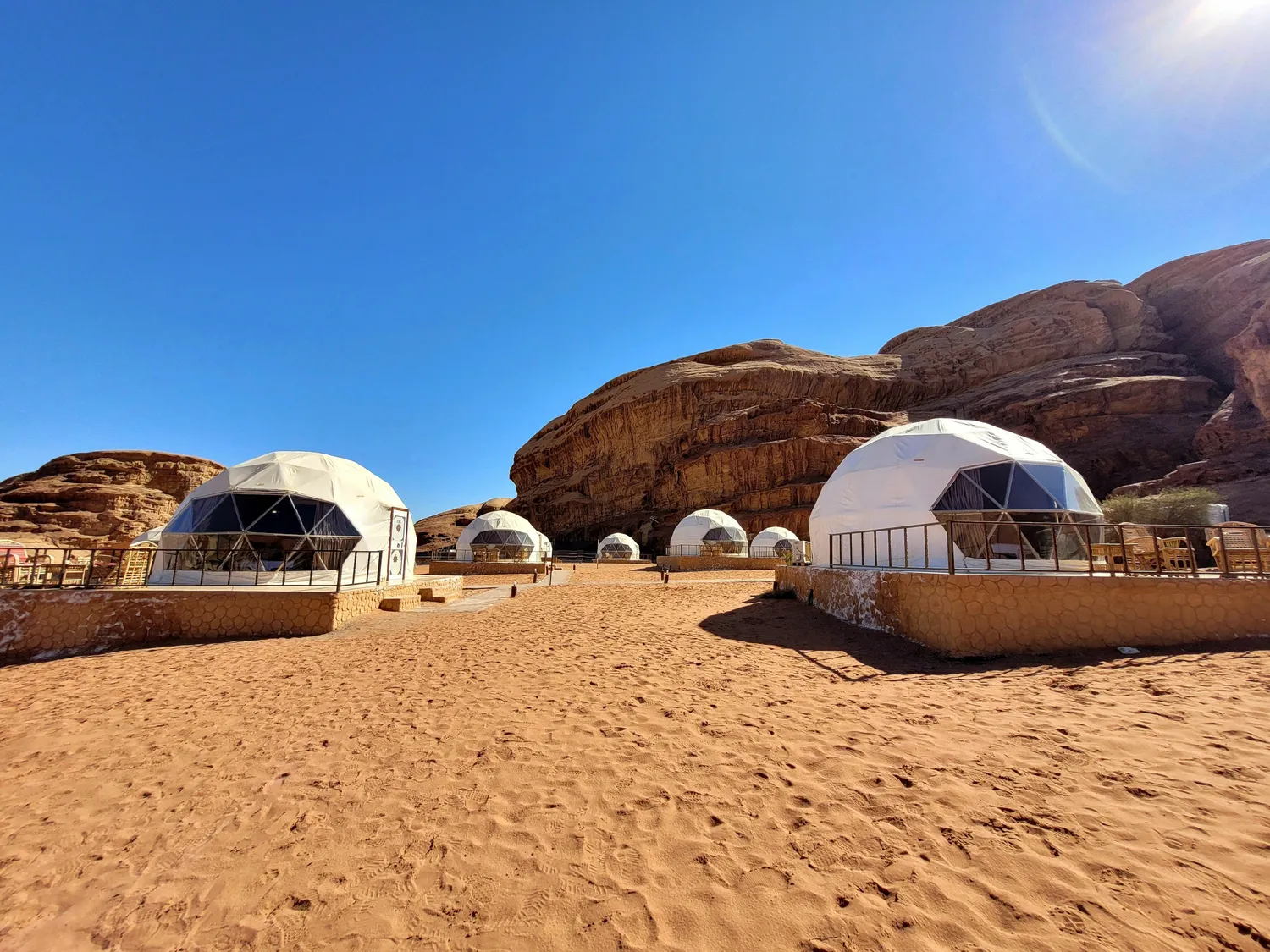Co to glamping po polsku?